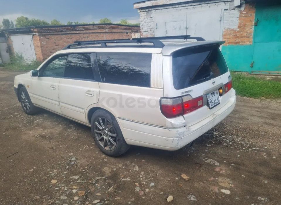 Продам Nissan Stagea 2000 год