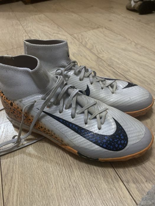 Сороконожки Nike mercurial
