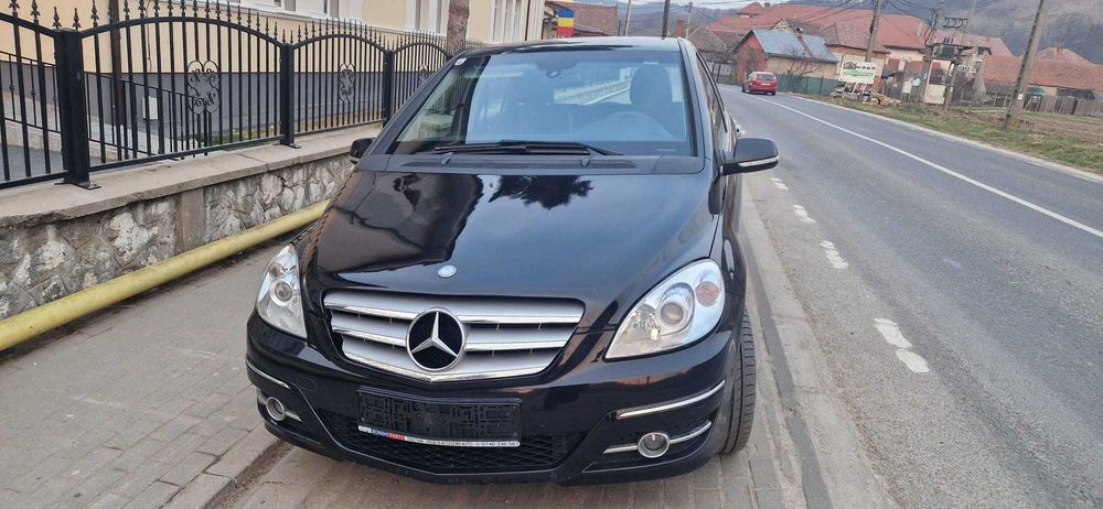 MERCEDES-BENZ B-Class 2010 — imagine 1