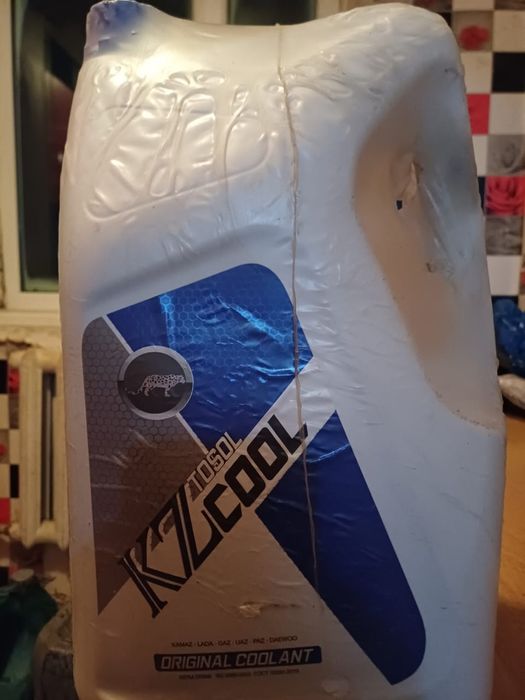 Трансмиссионное масло. Антифриз. Тосол