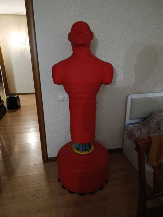 Тренажер в отличном состояний.