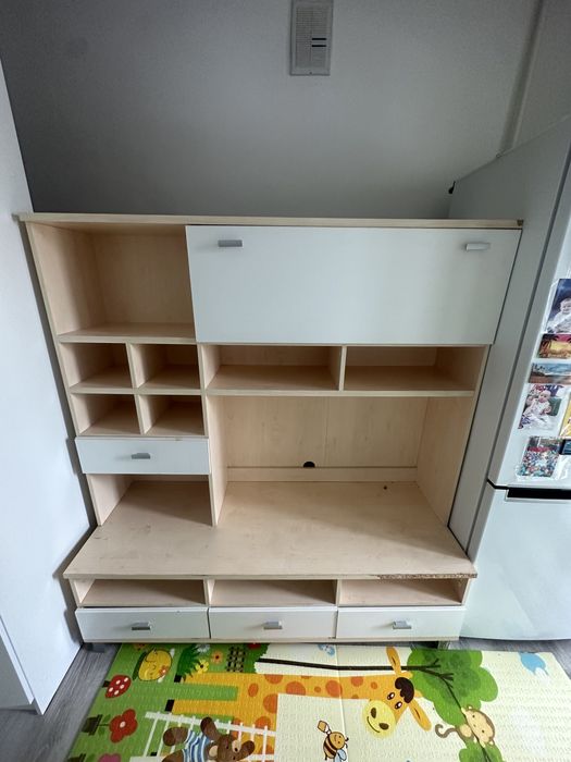 Шкаф для кухни и гостиной