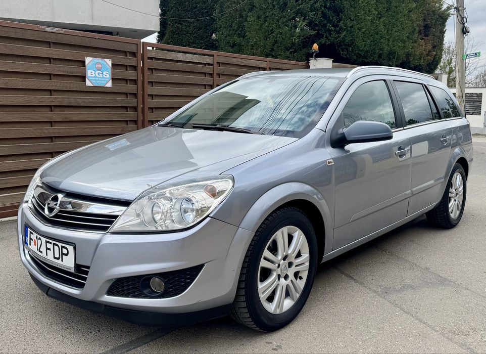 Opel Astra H 2008 1.7 CDTI 6 viteze model Cosmo Full