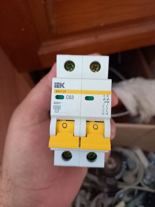 Продам автоматы выключатель