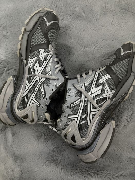 Balenciaga runners grey