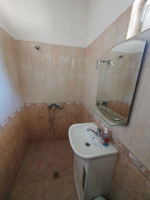 Дава се под наем Едностаен апартамент в Петрич - 17 кв.м за 41200 € - Снимка #8