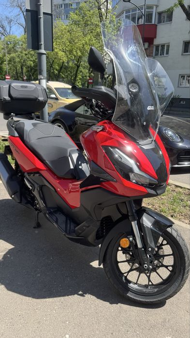 Honda ADV350 inmatriculat 02.2026