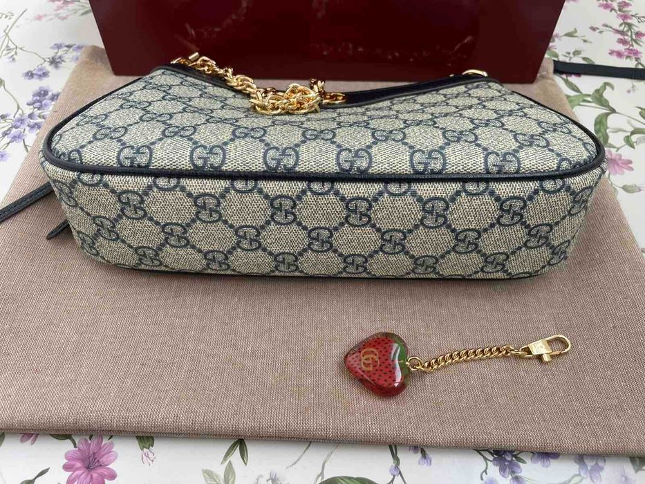 Оригинална Чанта Gucci Ophidia Синя Кожа Бежов Canvas Гучи Златно Gold GG Лого и Синджир