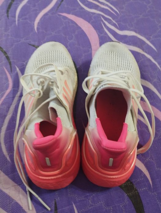 Adidas  Дамски 36.5