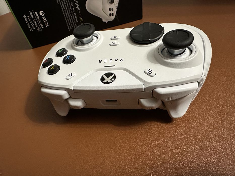 Razer wolverine v2 геймпад