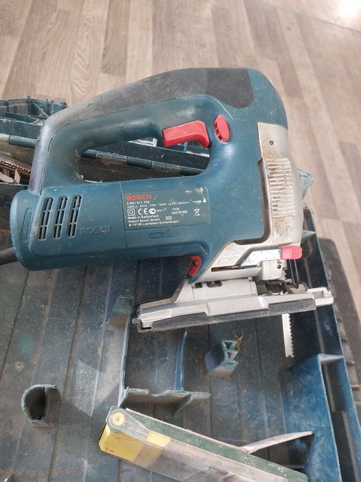 Vand fierastrau Pendular Bosch  fabricat în Elvetia Gs BCEt 135