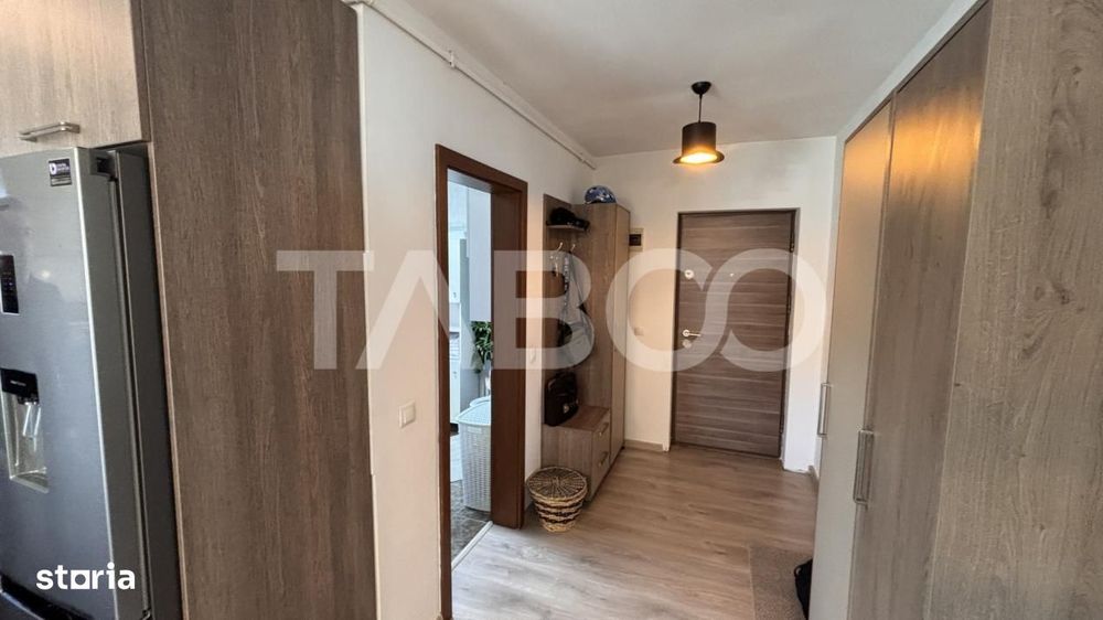 Apartament 3 camere de vanzare 65mpu cu loc de parcare