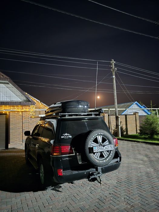 Продам багажник ,калитку на крузак 200,лексус 570