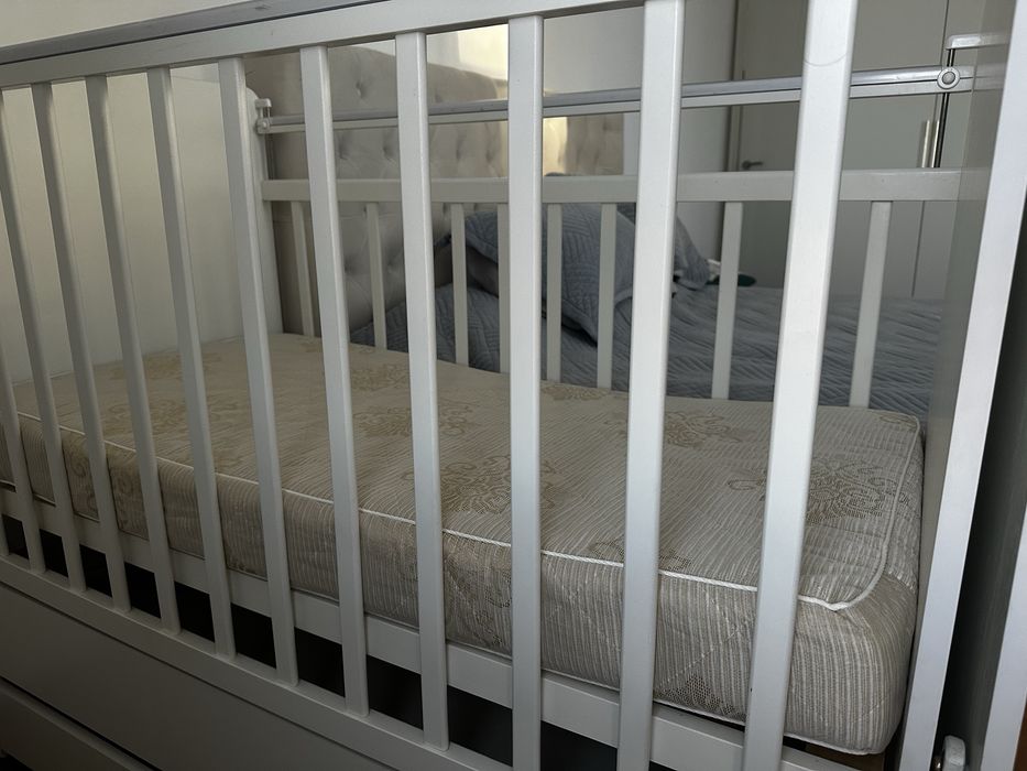 Детская кроватка б/у