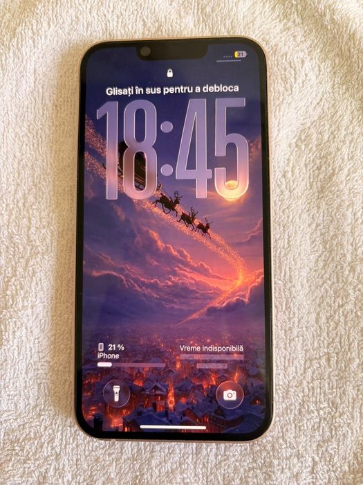 Vand Iphone 13 impecabil