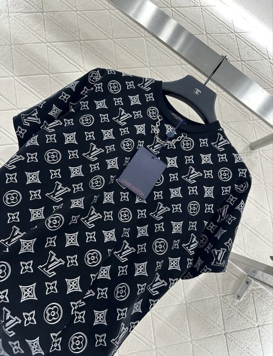 LV дамска тениска New Season