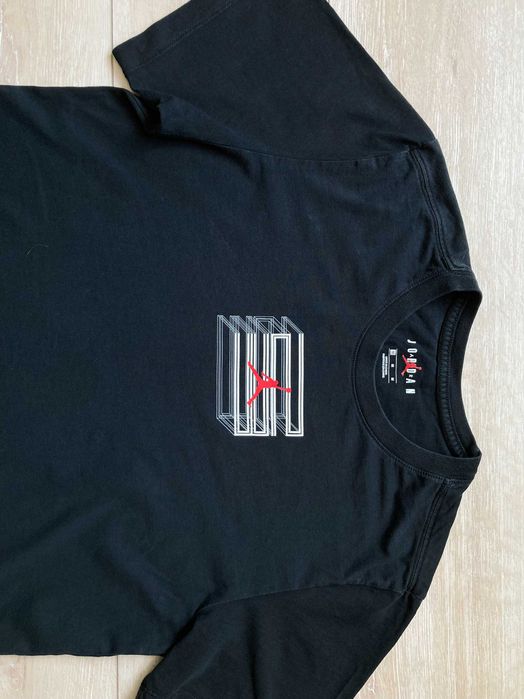 AIR Jordan мъжка черна тениска размер M