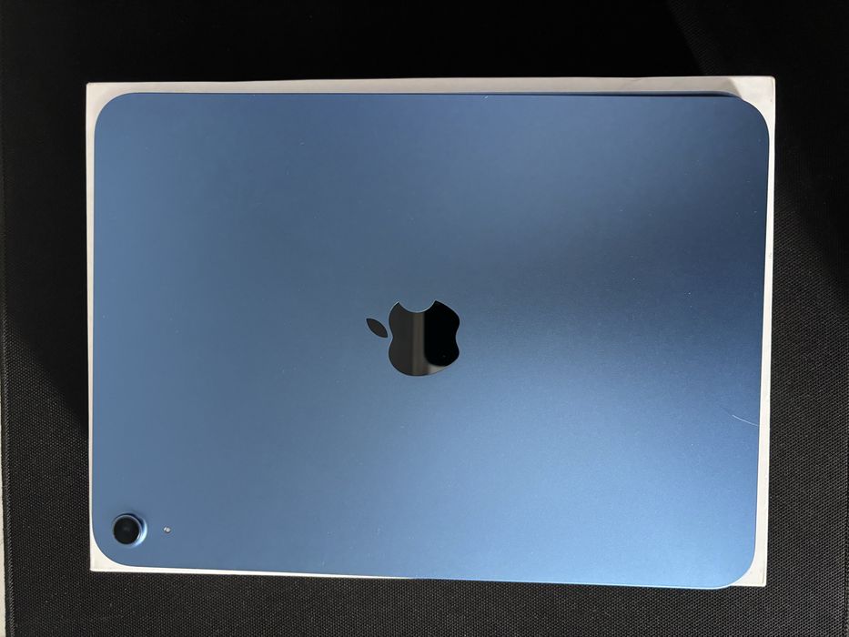 Продам iPad 11 2025