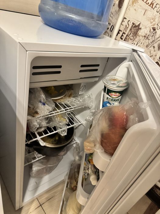 продаю холодильник