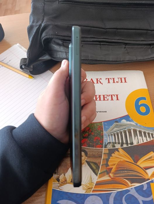 Продам Vivo y28 2024