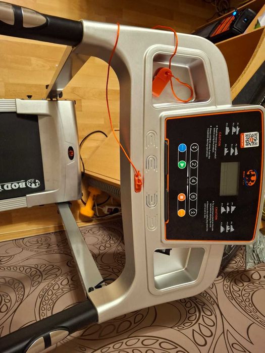 Banda de alergat Body Fit A1000