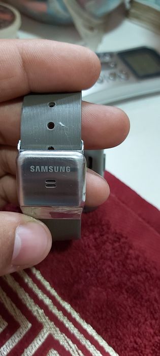 Samsung gear qul soat kamera mikrofon cherez bluetooth ulanadi