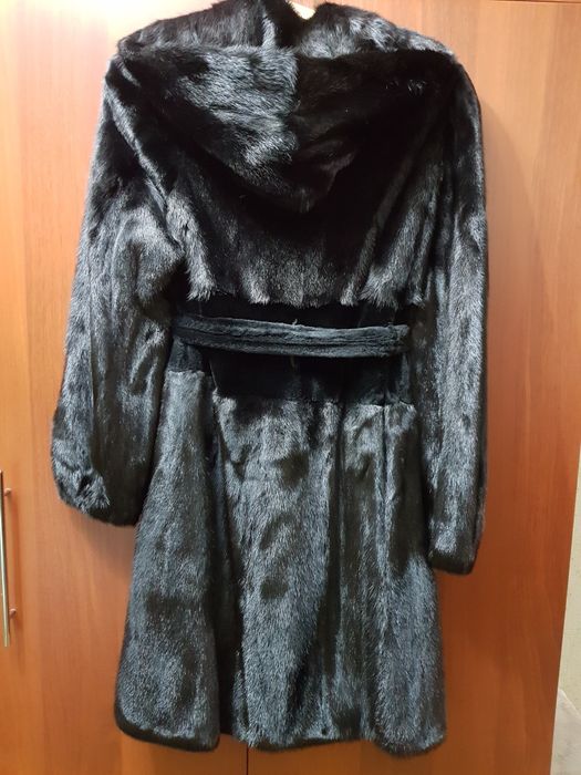 Шуба норковая черная