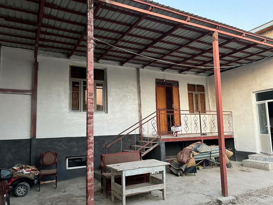 Navoiy shaxar Guliston 2 da Hovli turar joy