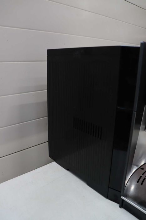 Delonghi ESAM5500B Perfecta Автоматична кафемашина За Еспресо С Функция За Капучино