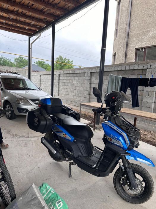 Скутер мопед. (Tank).