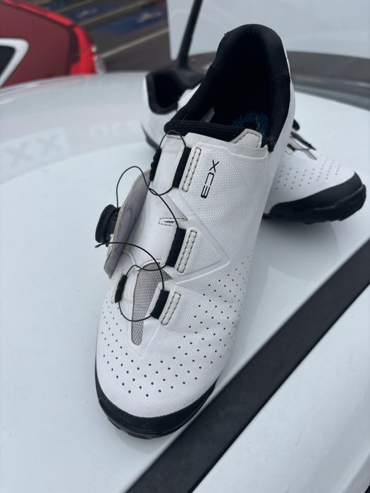 Pantofi Shimano SH-XC300, albi