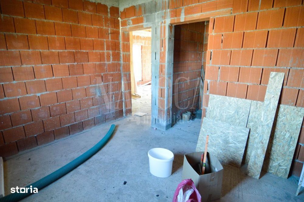 Casa 3 camere de vanzare in Campenesti
