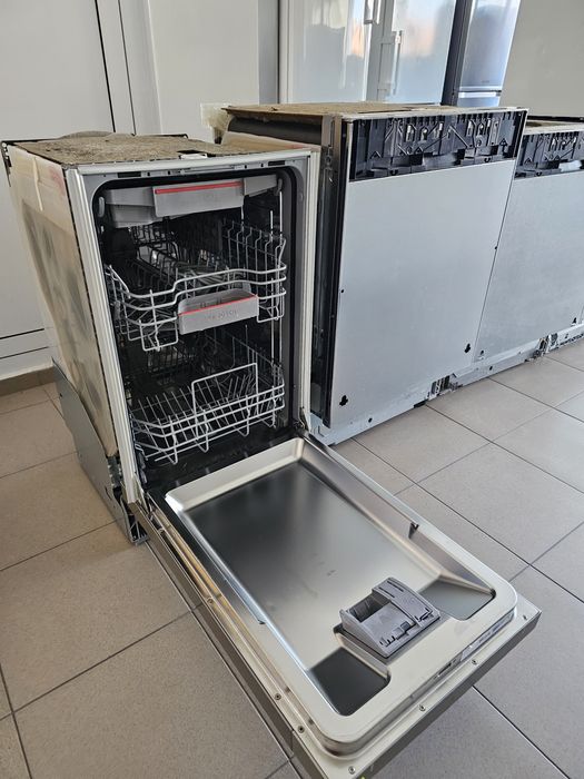 Съдомиялна за частично вграждане 45 см  BOSCH serie 4