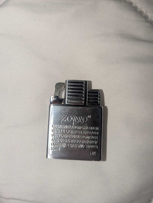 Бутанов пълнител за Zippo запалки