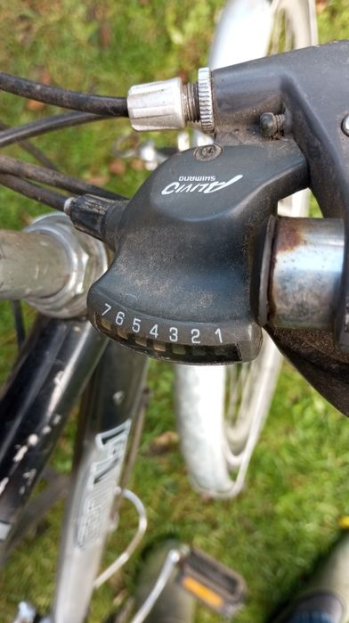 Vând bicicleta adulți