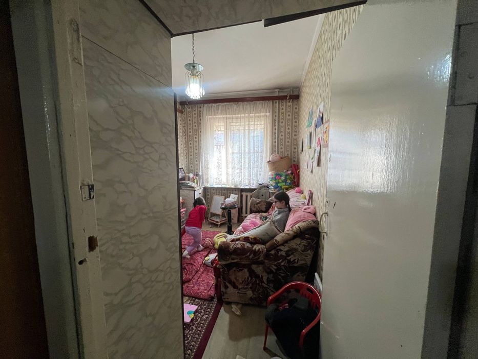 Сотилади 4/3/4 Коракамиш 2/4