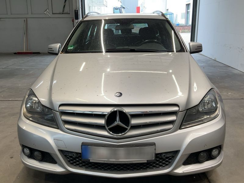 Mercedes-Benz C-Klasse C 220 CDI T BlueEfficiency Classic 2013