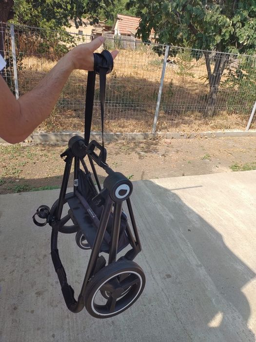 Vand carucior 3 in 1 Lionelo Mica