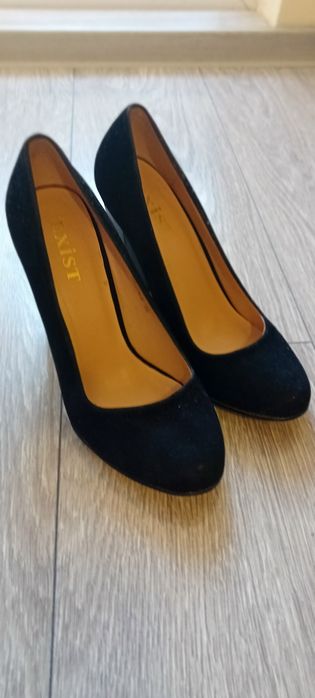 Pantofi eleganți