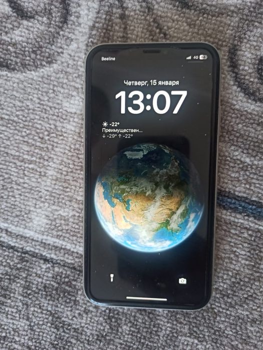 Продам Iphone 11