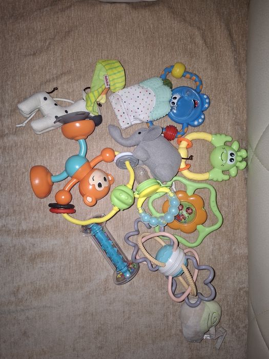 Игрушки для малышей