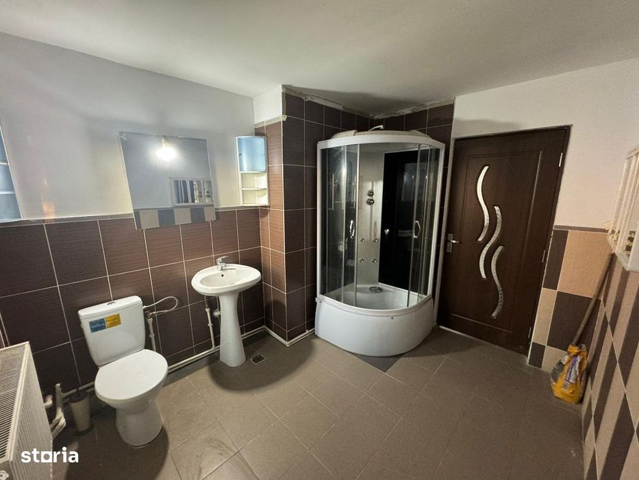 Casa 8 camere - 145 000 euro, Lunca Cetatuii, Iasi