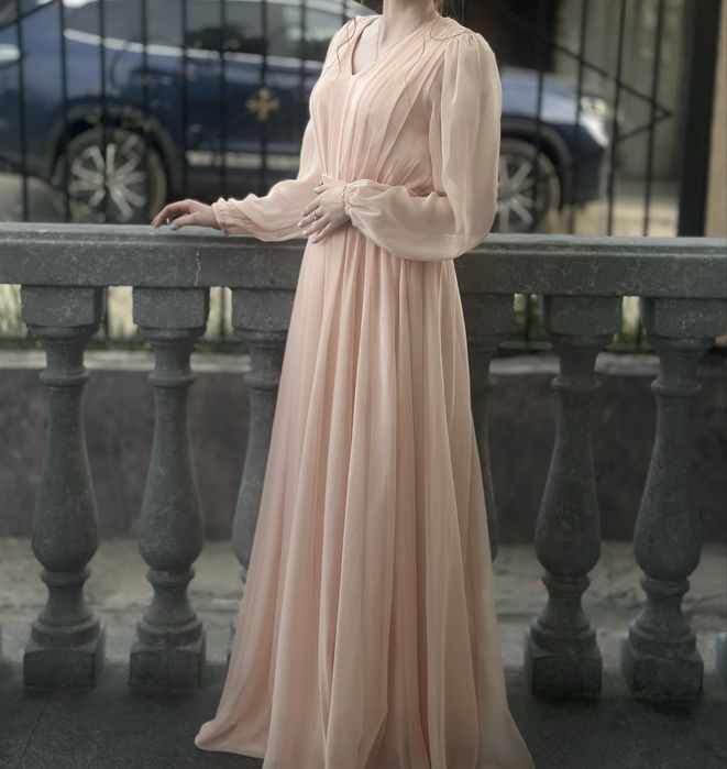 Вечернее платье.