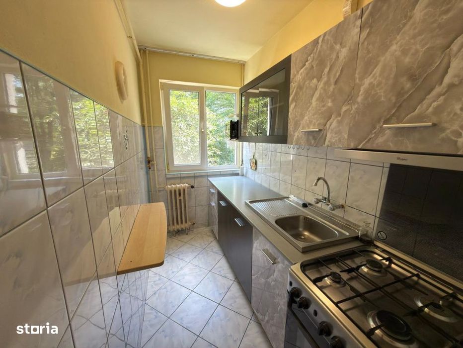 Apartament cu 2 camere, 40 mp, zona Malu Rosu