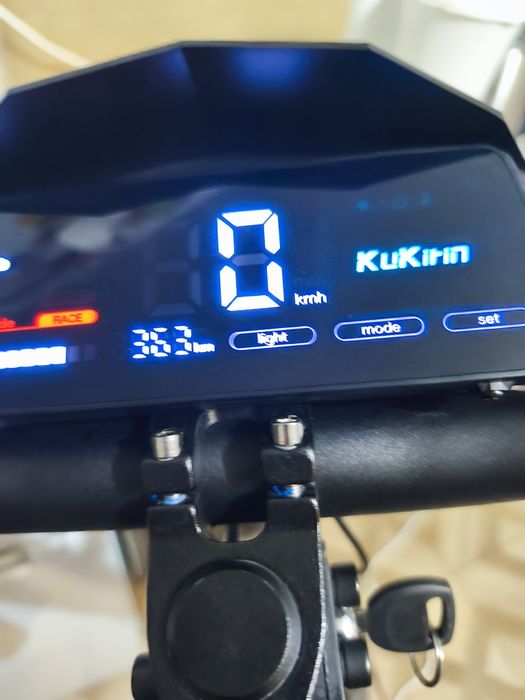 Vând Kukirin G4.