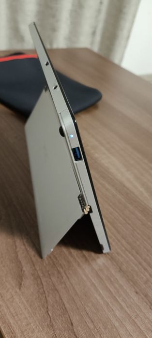 Tabletă / Laptop 2-în-1 VOYO VBook I3 – Ecran 10.1", 8GB RAM, 128GB SSD