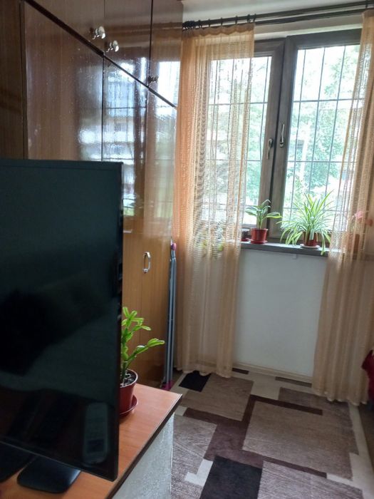 Продается своя 1/1/4 квартира (галерейка) на массив куйлюк 3