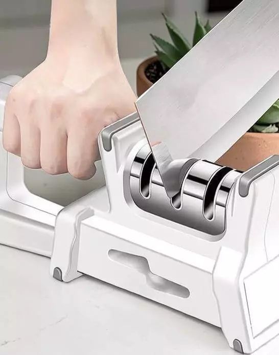 Zanglamaydigan po'latdan yasalgan pichoq charxlagich