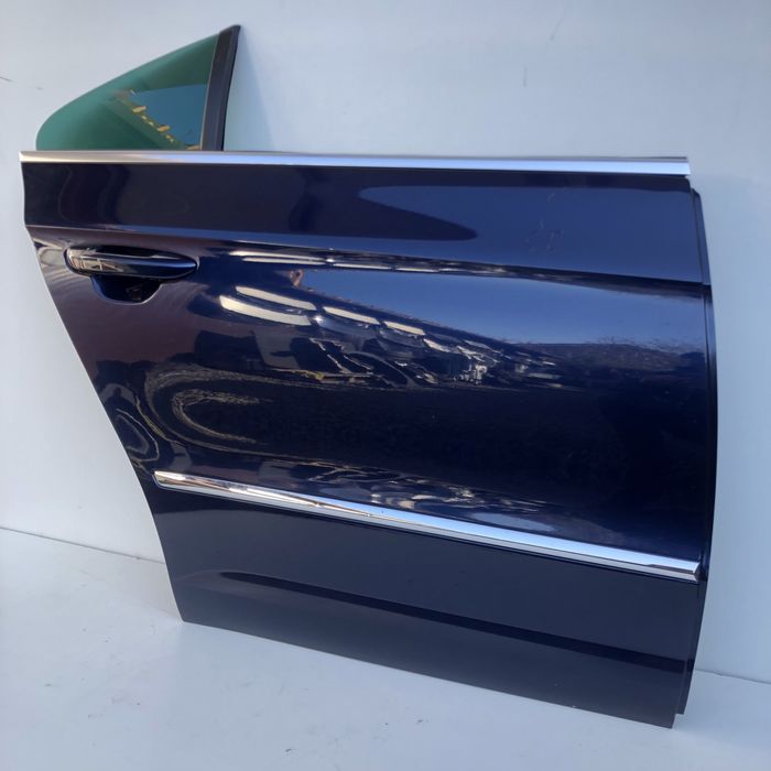 Usa dr spate vw Passat CC  cod de culoare LD5Q