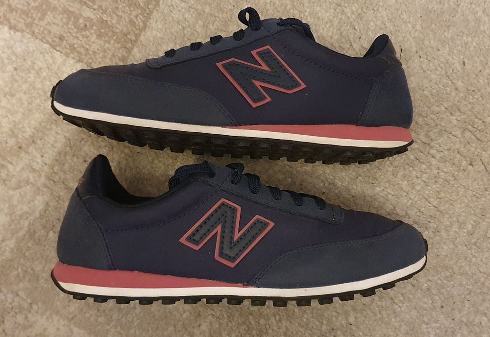 Adidas de firma  New Balance nr 38 model 410 Original  ca noi